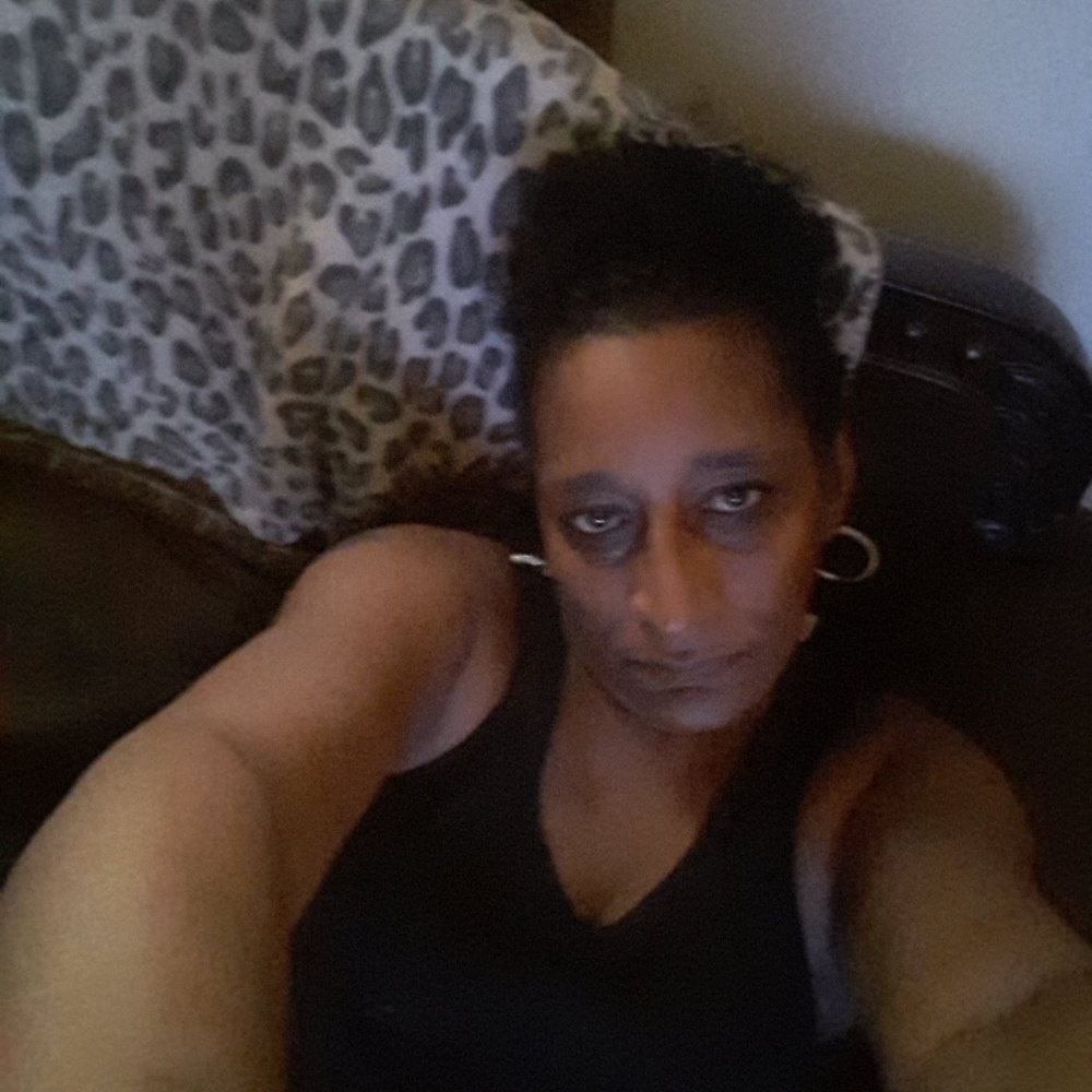 Meet your Posher, Juanita